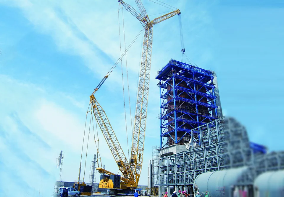 Crawler Crane QUY700 — MAYLAN