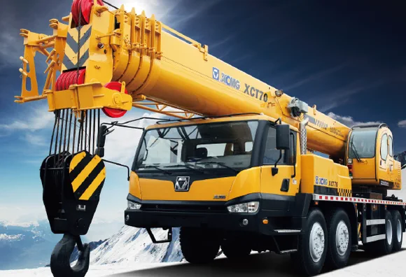 Truck Crane XCT70E — MAYLAN
